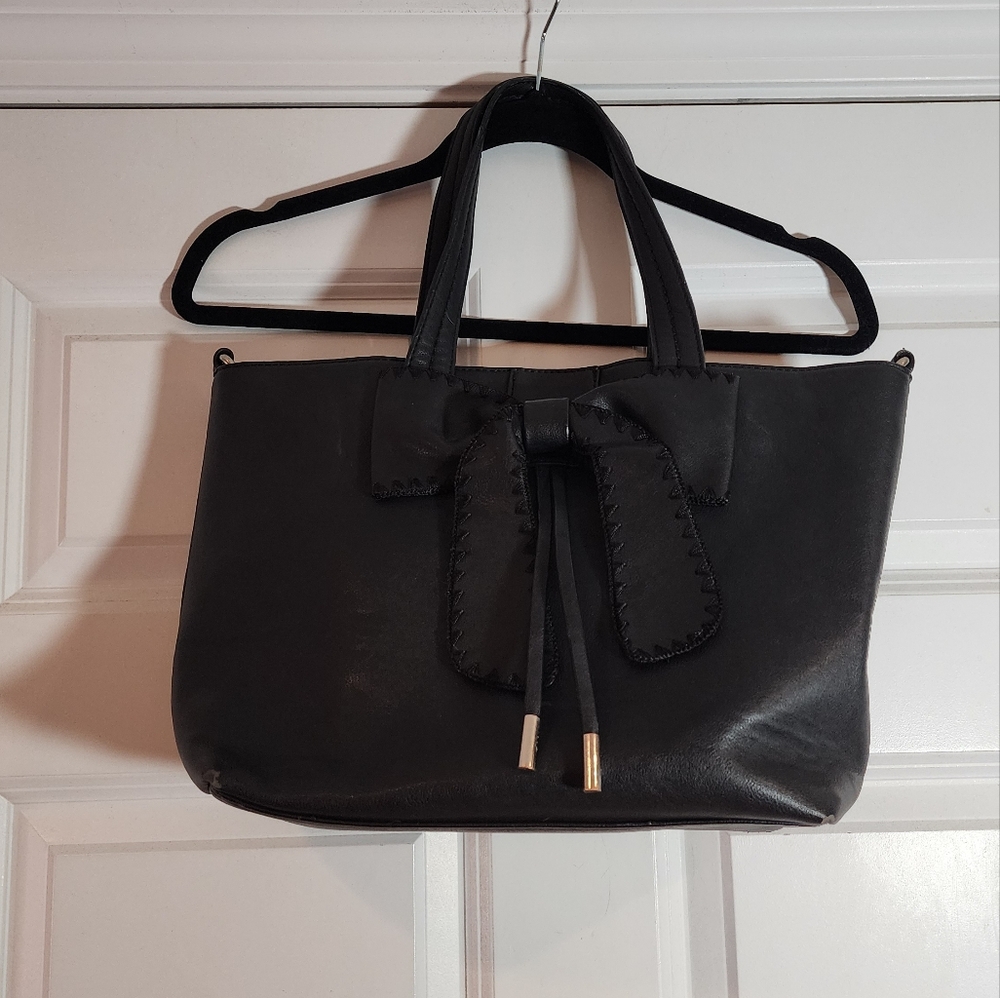 Catherine Malandrino Elegant Black Bow Tote Bag